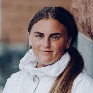 Meet your Posher, Joni